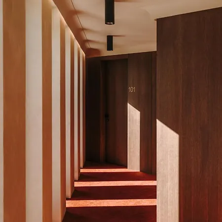 호텔 Hotel Kali 4*