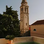 Hotel Kali Hotell 4*