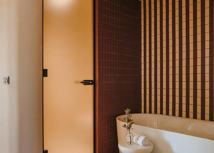 Ξενοδοχείο Hotel Kali 4*
